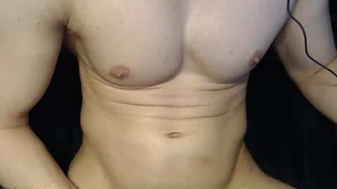 Snapshot of youuungmusclexl chatting on 02/02/25, 03:28 YoungMuscleXL online show from 02/02/25, 03:28