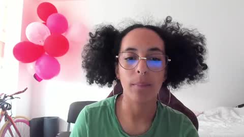 elizabeth  ju   online show from 02/09/25, 10:00