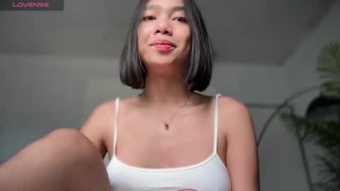 Snapshot of yowginethegreat chatting on 01/03/25, 03:27 YowgineTheGreat online show from 01/03/25, 03:27