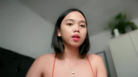 Snapshot of yowginethegreat chatting on 02/13/25, 06:30 YowgineTheGreat online show from 02/13/25, 06:30