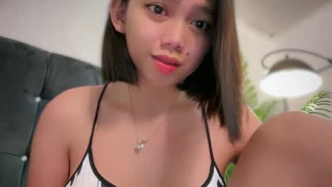 Snapshot of yowginethegreat chatting on 02/21/25, 03:10 YowgineTheGreat online show from 02/21/25, 03:10