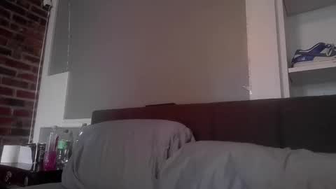 Snapshot of yp05 chatting on 05/12/26, 10:56 YoungPhysique05 online show from 05/12/26, 10:56