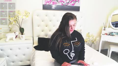 Ysabel online show from 12/07/24, 12:45