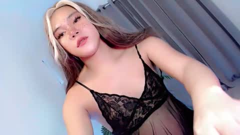 ysabella_love69 online show from 10/28/25, 06:21
