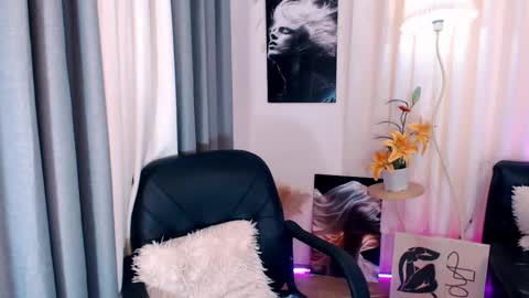 ysabellefox online show from 03/10/26, 09:03