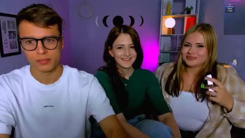 Snapshot of yudji_boy chatting on 09/12/25, 07:14 yudji_boy online show from 09/12/25, 07:14