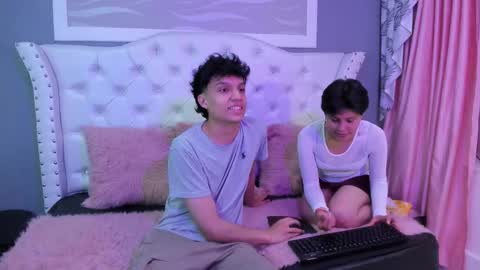 Snapshot of yui_and_rin chatting on 11/07/25, 02:11 yui_and_rin online show from 11/07/25, 02:11