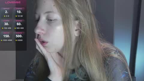 Snapshot of yuki_bloom chatting on 10/15/25, 07:41 yuki_bloom online show from 10/15/25, 07:41