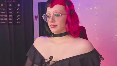 Snapshot of yuki_cross chatting on 04/21/26, 03:24 online show from 04/21/26, 03:24