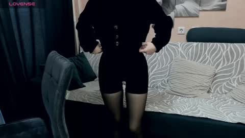 Snapshot of yukishine chatting on 04/12/26, 02:22 YukiShine online show from 04/12/26, 02:22