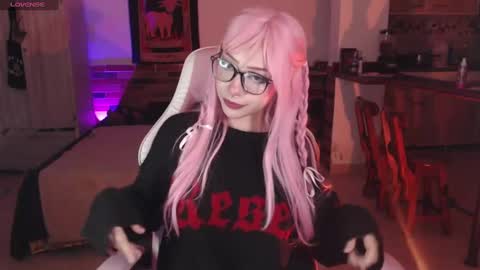 YUKO online show from 01/08/25, 03:19