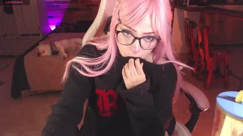 YUKO online show from 01/08/25, 06:20