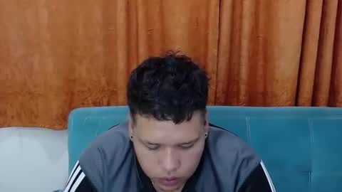 yul and val couple online show from 11/22/25, 03:38