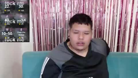 yul and val couple online show from 03/08/26, 02:37