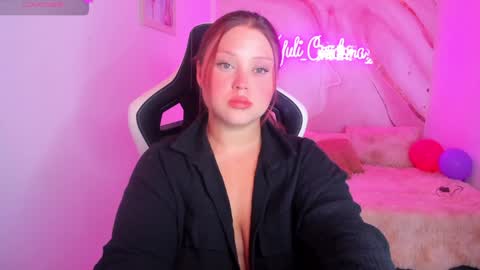 Snapshot of yuli_cardona_ chatting on 12/11/24, 08:39 Yuliet online show from 12/11/24, 08:39