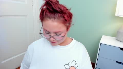 Snapshot of yuli_cardona_ chatting on 01/30/25, 11:34 Yuliet online show from 01/30/25, 11:34