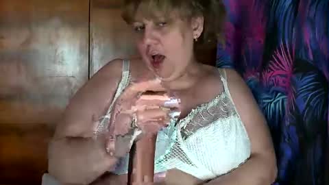 Yula online show from 10/30/25, 07:43