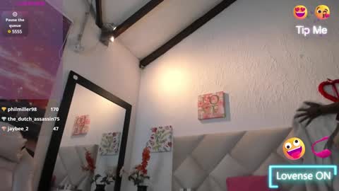 Snapshot of yuliana_milleer chatting on 01/03/25, 09:15 Yuliana online show from 01/03/25, 09:15