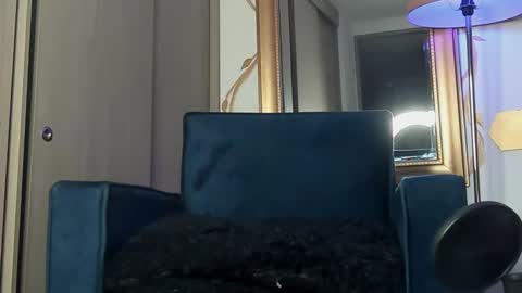 Snapshot of yulianpereira25 chatting on 01/24/25, 02:28 yulian 2811 online show from 01/24/25, 02:28