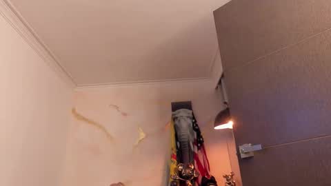 Snapshot of yulianpereira25 chatting on 02/05/26, 02:27 yulian 2811 online show from 02/05/26, 02:27