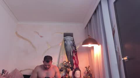 Snapshot of yulianpereira25 chatting on 02/26/26, 02:21 yulian 2811 online show from 02/26/26, 02:21