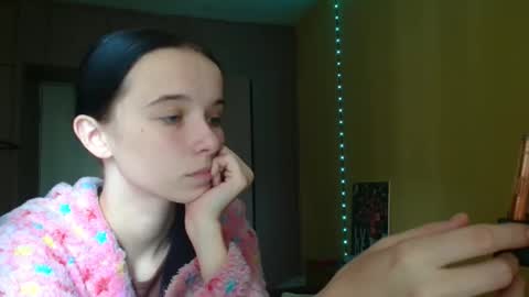 Snapshot of yuliastar chatting on 09/18/25, 09:33 Yuliia online show from 09/18/25, 09:33