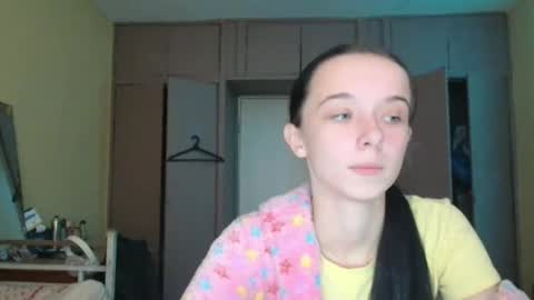 Snapshot of yuliastar chatting on 09/30/25, 11:04 Yuliia online show from 09/30/25, 11:04