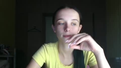 Snapshot of yuliastar chatting on 10/02/25, 11:28 Yuliia online show from 10/02/25, 11:28