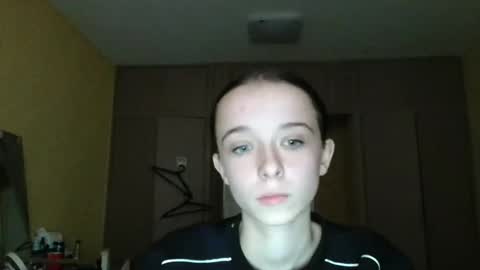 Snapshot of yuliastar chatting on 10/12/25, 06:01 Yuliia online show from 10/12/25, 06:01