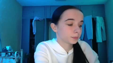 Snapshot of yuliastar chatting on 10/19/25, 09:32 Yuliia online show from 10/19/25, 09:32