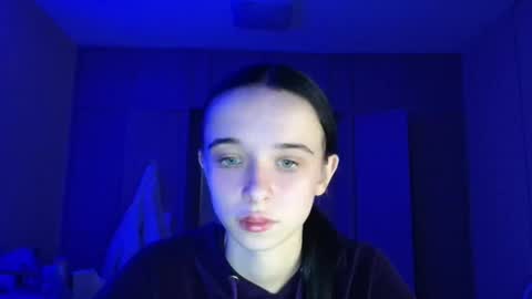 Snapshot of yuliastar chatting on 11/12/25, 07:35 Yuliia online show from 11/12/25, 07:35