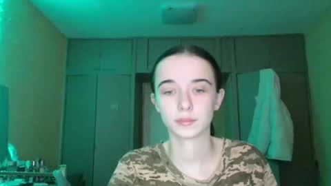 Snapshot of yuliastar chatting on 12/14/25, 08:20 Yuliia online show from 12/14/25, 08:20