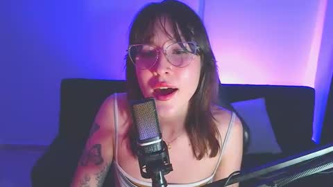 Yulienne online show from 05/16/26, 04:53