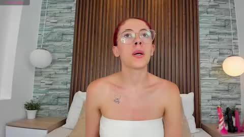 Snapshot of yulievans chatting on 10/03/25, 01:30 yulievans online show from 10/03/25, 01:30