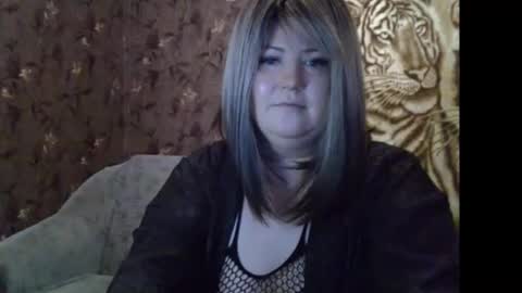 yuliiared online show from 12/15/25, 05:55