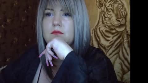 yuliiared online show from 12/17/25, 11:16