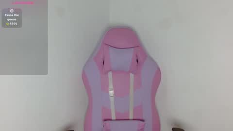 Yuli and SaraIndependent model online show from 12/02/25, 04:07