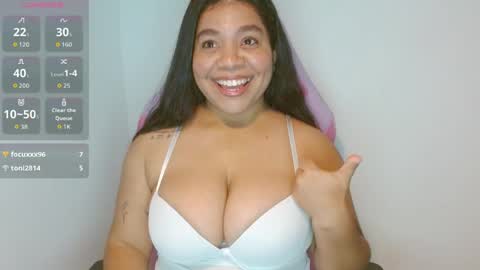 Snapshot of yulissa18 chatting on 04/10/26, 01:55 Yuli and SaraIndependent model online show from 04/10/26, 01:55