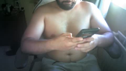 Snapshot of yulius_7 chatting on 10/10/25, 08:57 yulius_7 online show from 10/10/25, 08:57