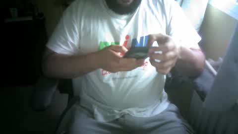 Snapshot of yulius_7 chatting on 10/25/25, 02:13 yulius_7 online show from 10/25/25, 02:13