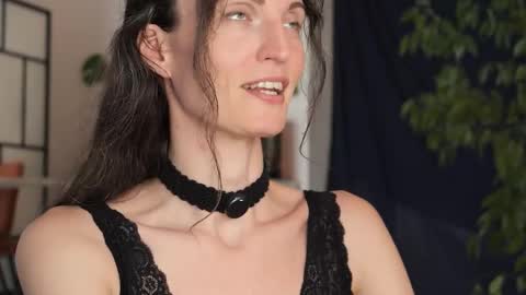 yulla dao online show from 10/14/25, 05:03