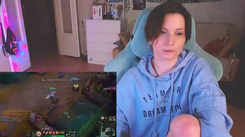 Kris online show from 02/11/25, 10:18