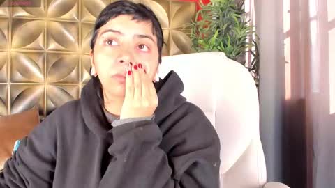 YUMEKO  online show from 10/28/25, 12:09