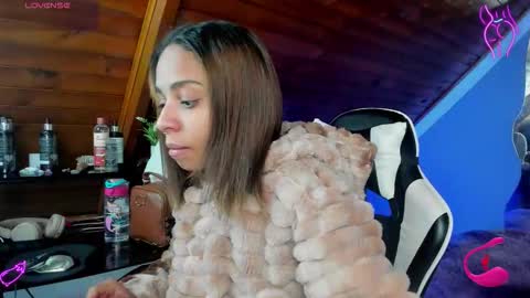 yumi_hanna online show from 01/15/26, 01:10