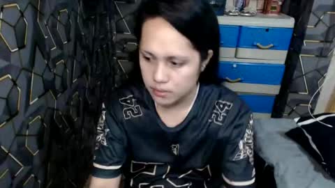 yumi online show from 10/03/25, 11:46