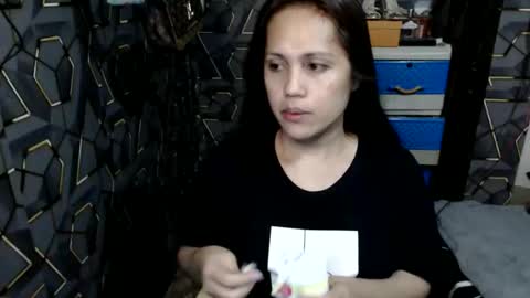 yumi online show from 01/11/26, 12:43