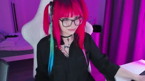 Snapshot of yumi_youkai chatting on 12/06/24, 12:49 Yumi 3 online show from 12/06/24, 12:49