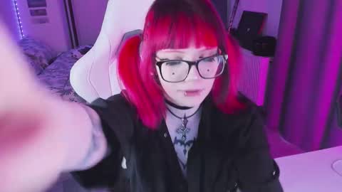 Yumi 3 online show from 03/01/26, 02:52