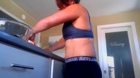 Snapshot of yumiepussyy chatting on 09/09/25, 07:13 Payton kelly online show from 09/09/25, 07:13