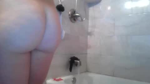 Snapshot of yumiepussyy chatting on 11/06/25, 10:43 Payton kelly online show from 11/06/25, 10:43